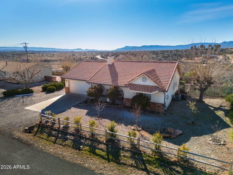 1-web-or-mls-1539-e-arrowhead-lnF