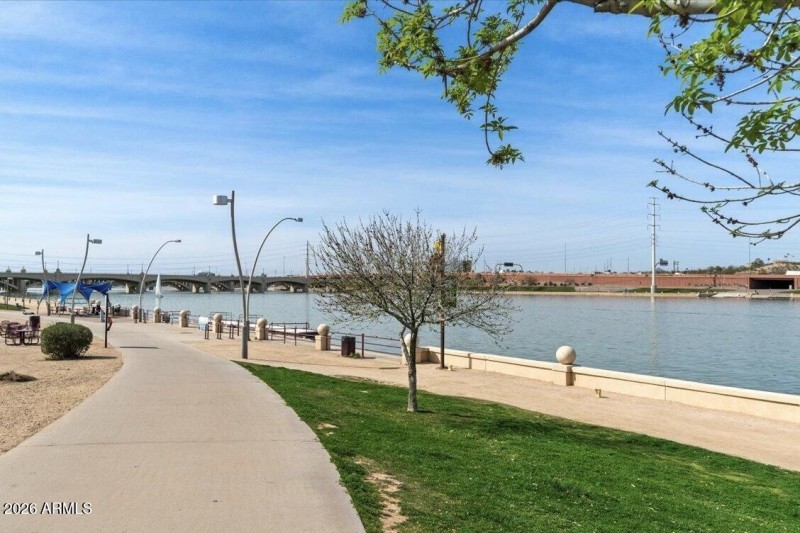 Tempe Walk