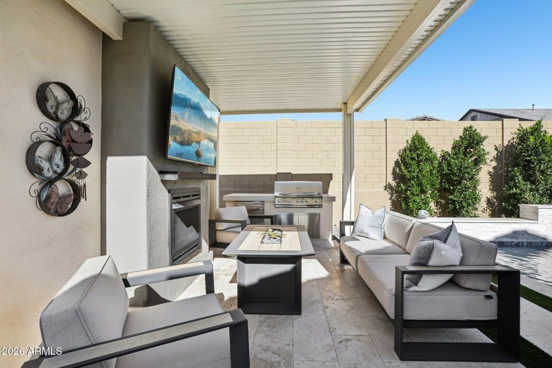 37-web-or-mls-E Jasmine St-S2801-033