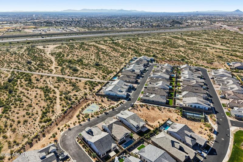 51-web-or-mls-E Jasmine St-S2801-047