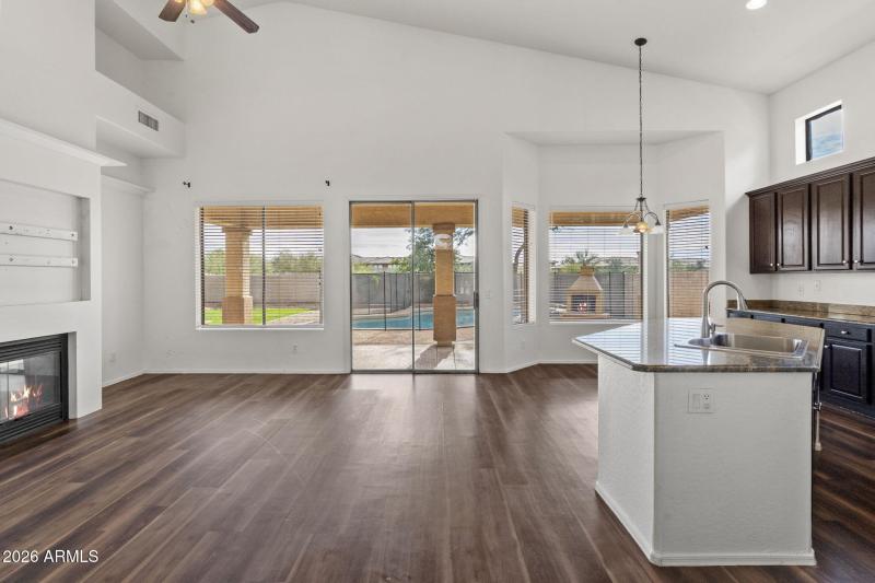 9-web-or-mls-DSC09002