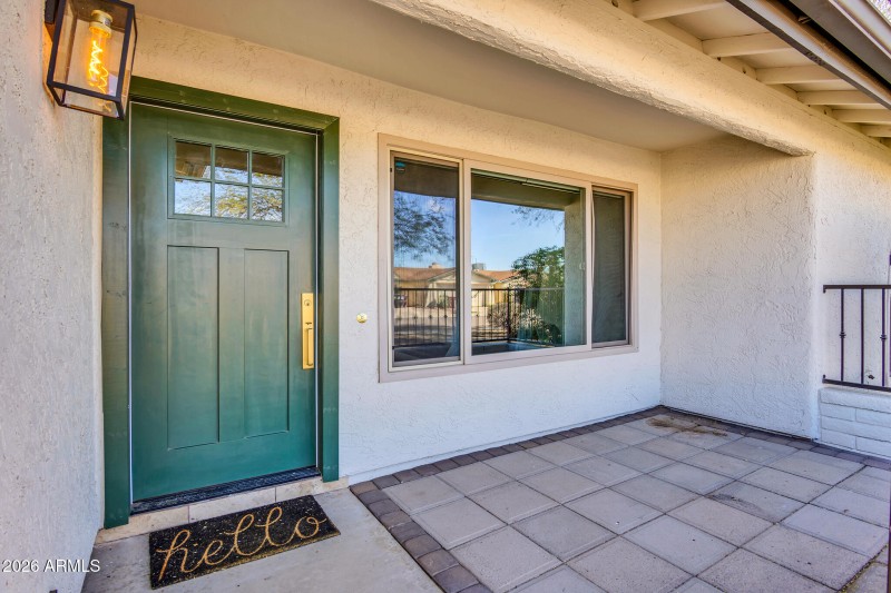 10645 E Mercer Ln-1