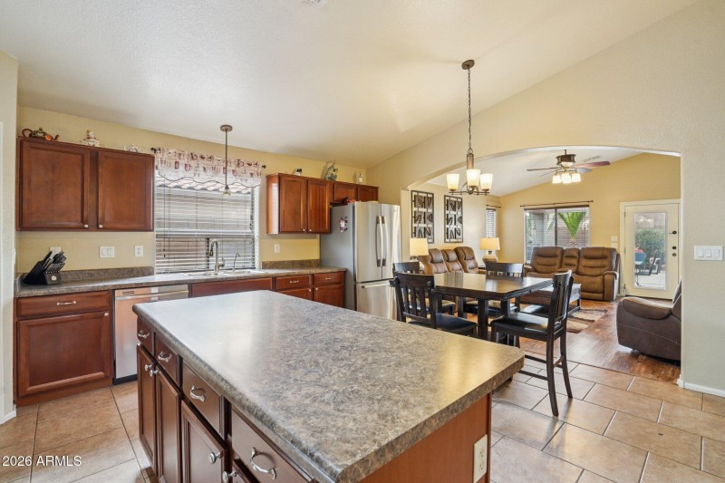 11-web-or-mls-Dietz Dr-S2901-011