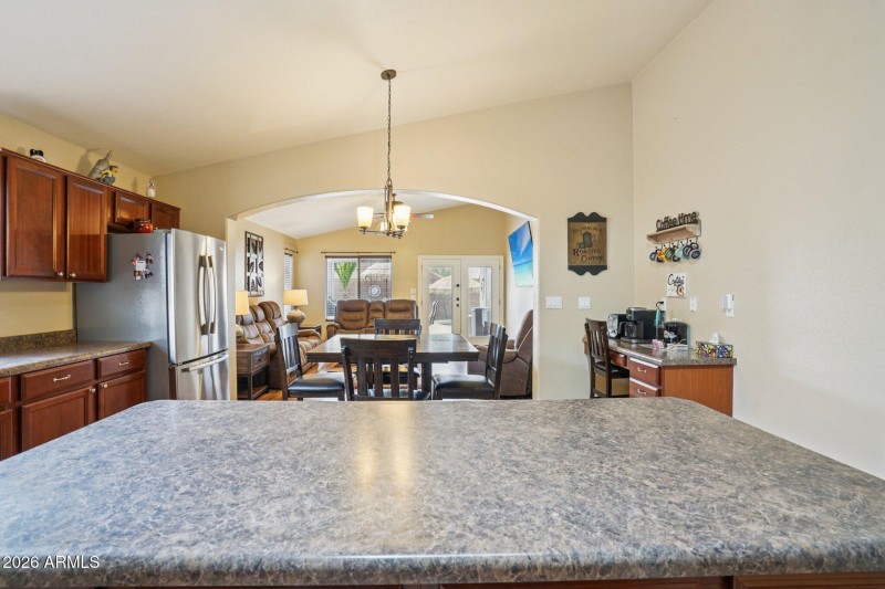 12-web-or-mls-Dietz Dr-S2901-012