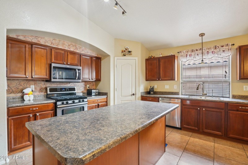 13-web-or-mls-Dietz Dr-S2901-013