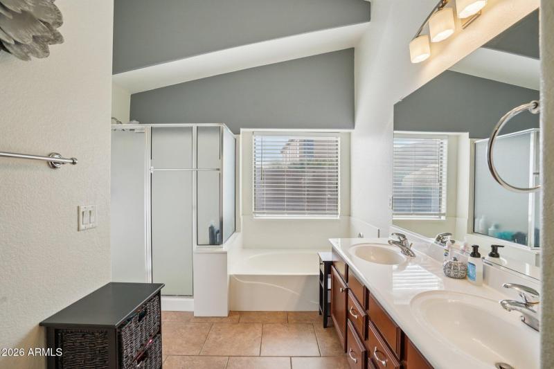 28-web-or-mls-Dietz Dr-S2901-028