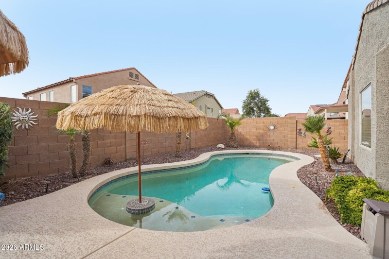 34-web-or-mls-Dietz Dr-S2901-034