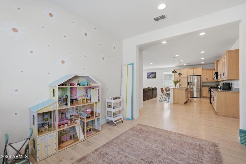 Flex Space for Dining or Office
