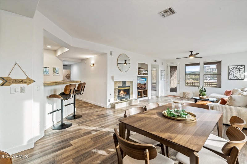 03-Living Room