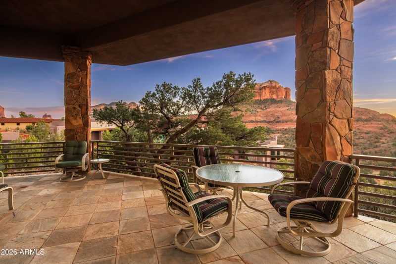 JL_15ScenicPl-exteriors-11