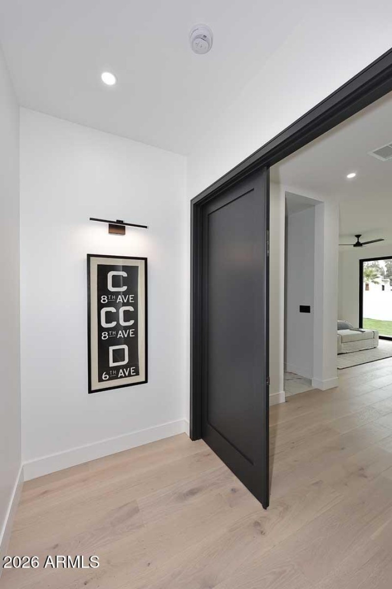 Primary Bedroom Vestibule