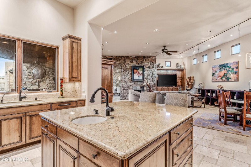 021_Open Floor Plan