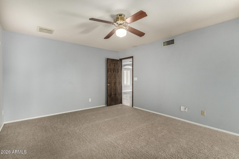 16 Kenwood
