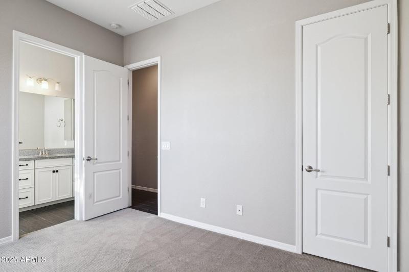 2nd En-suite Bedroom