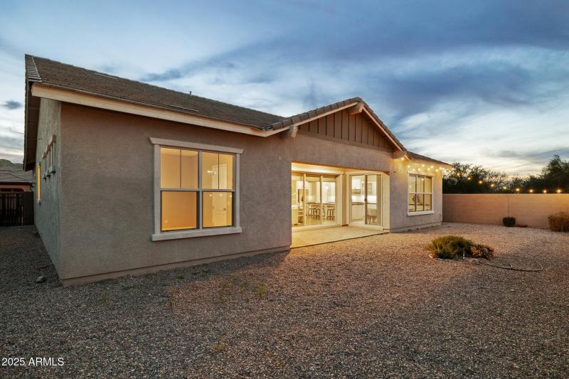 53-web-or-mls-7707-s-43rd-pl