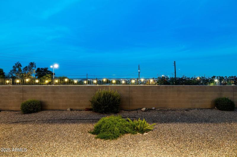 57-web-or-mls-7707-s-43rd-pl