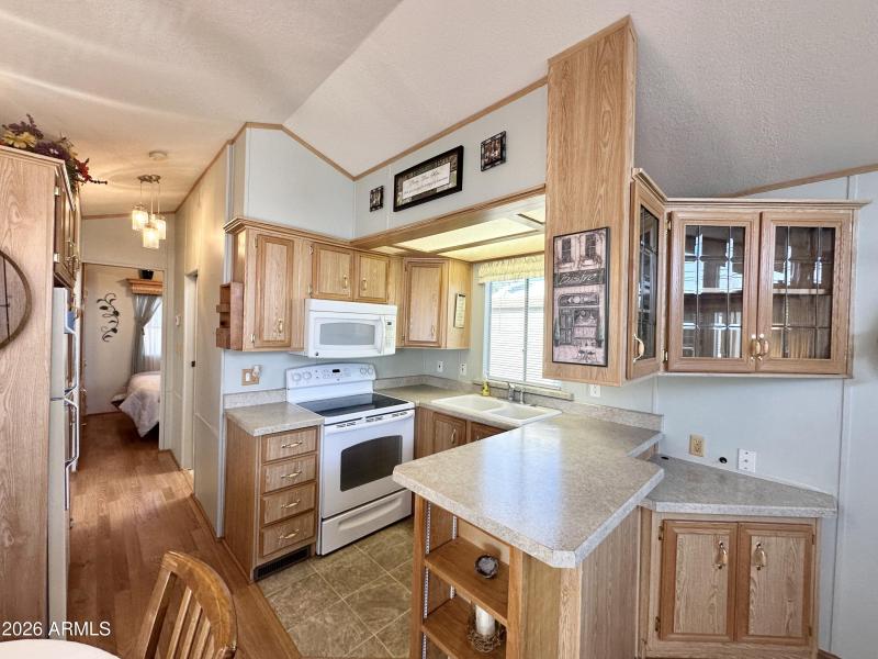 POPULAR U-SHAPED KITCHEN