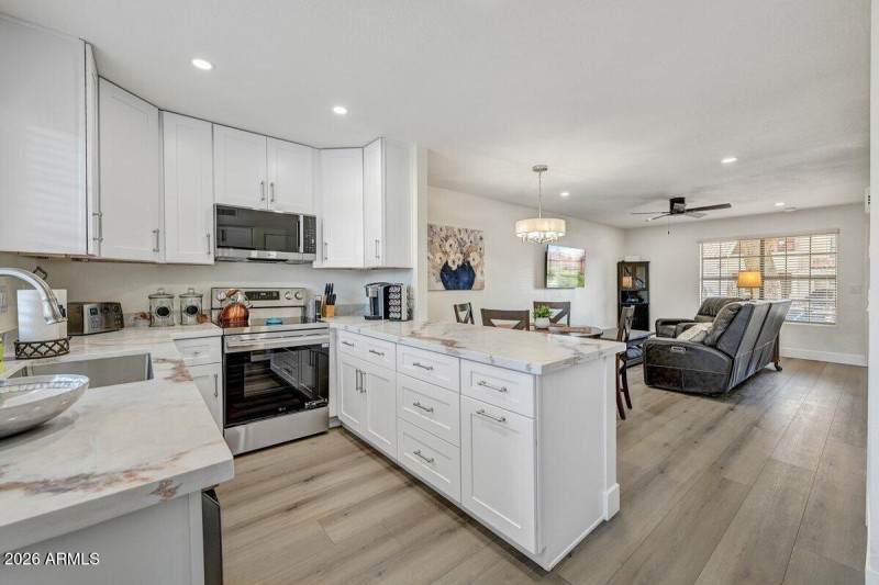Kitchen II (1)