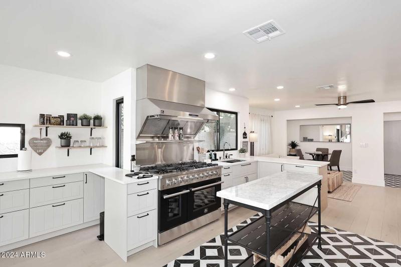 Kitchen-Island