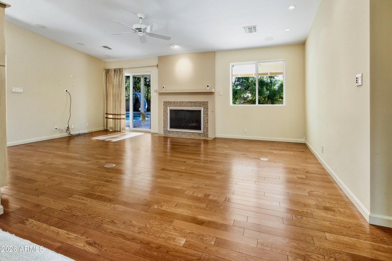 Spacious Living Room w/ Fireplace