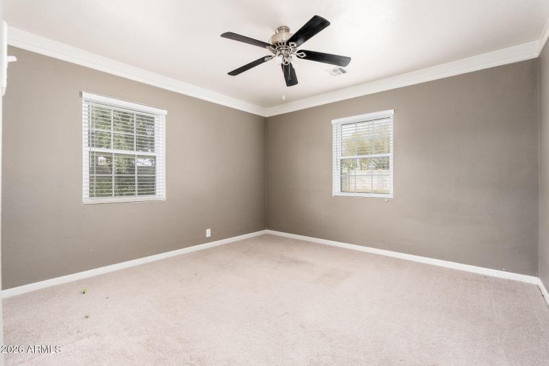 2320 E Fairmount Ave - 19