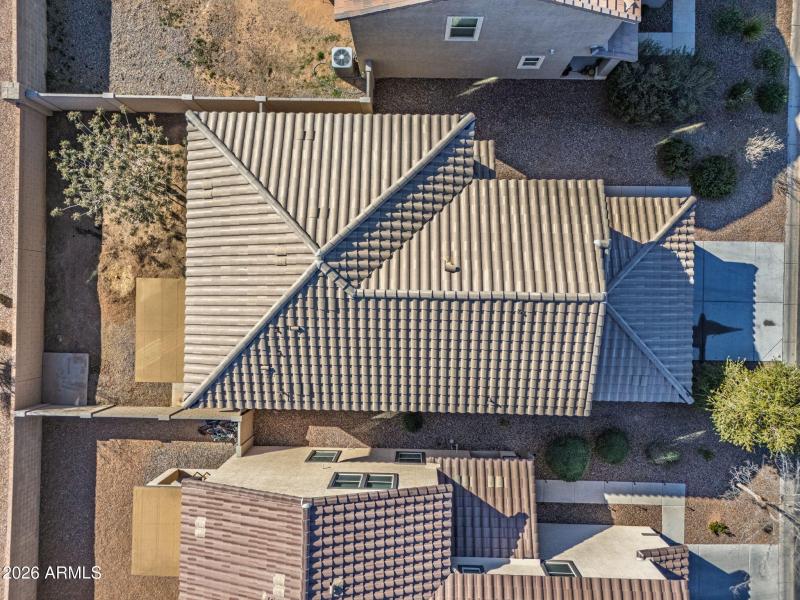 39-web-or-mls-40573 W Helen Ct-39