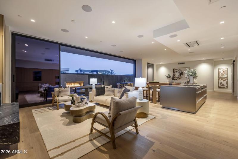 4849 N CAMELBACK RIDGE DR B108