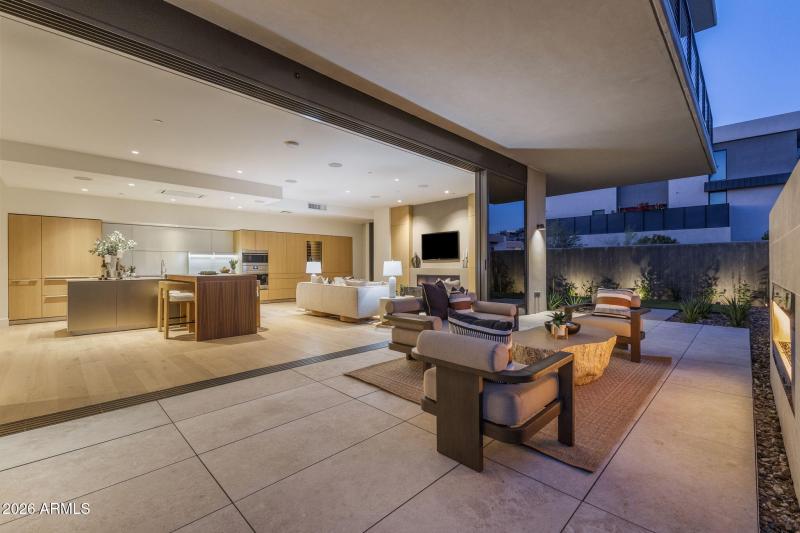 4849 N CAMELBACK RIDGE DR B108