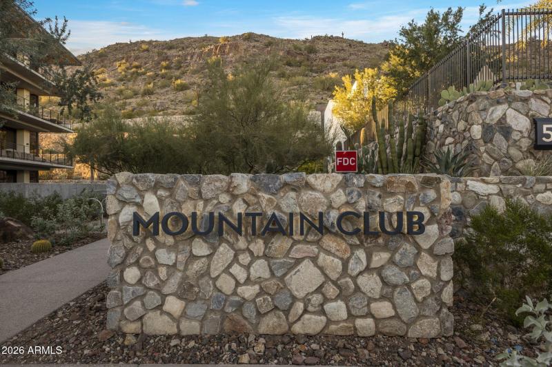 4849 N CAMELBACK RIDGE DR B108