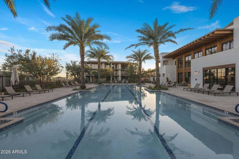 4849 N CAMELBACK RIDGE DR B108