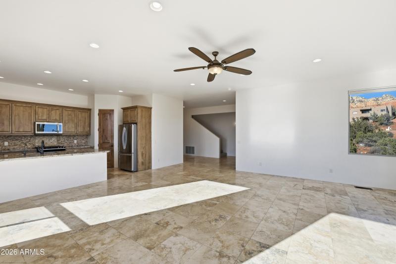 25 Buckskin - Great Room