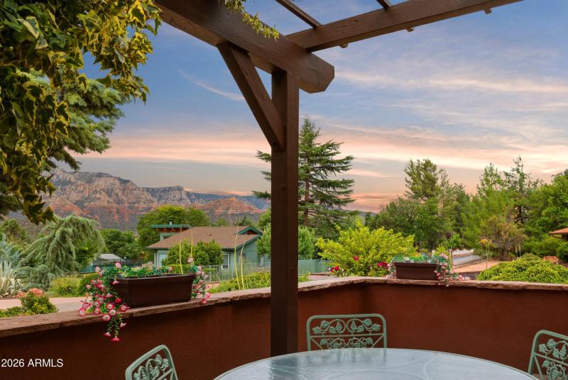 285 Navajo Trail - Primary Suite Patio