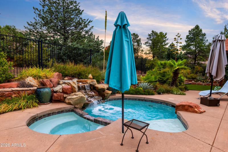285 Navajo Trail - Private Pool & Spa