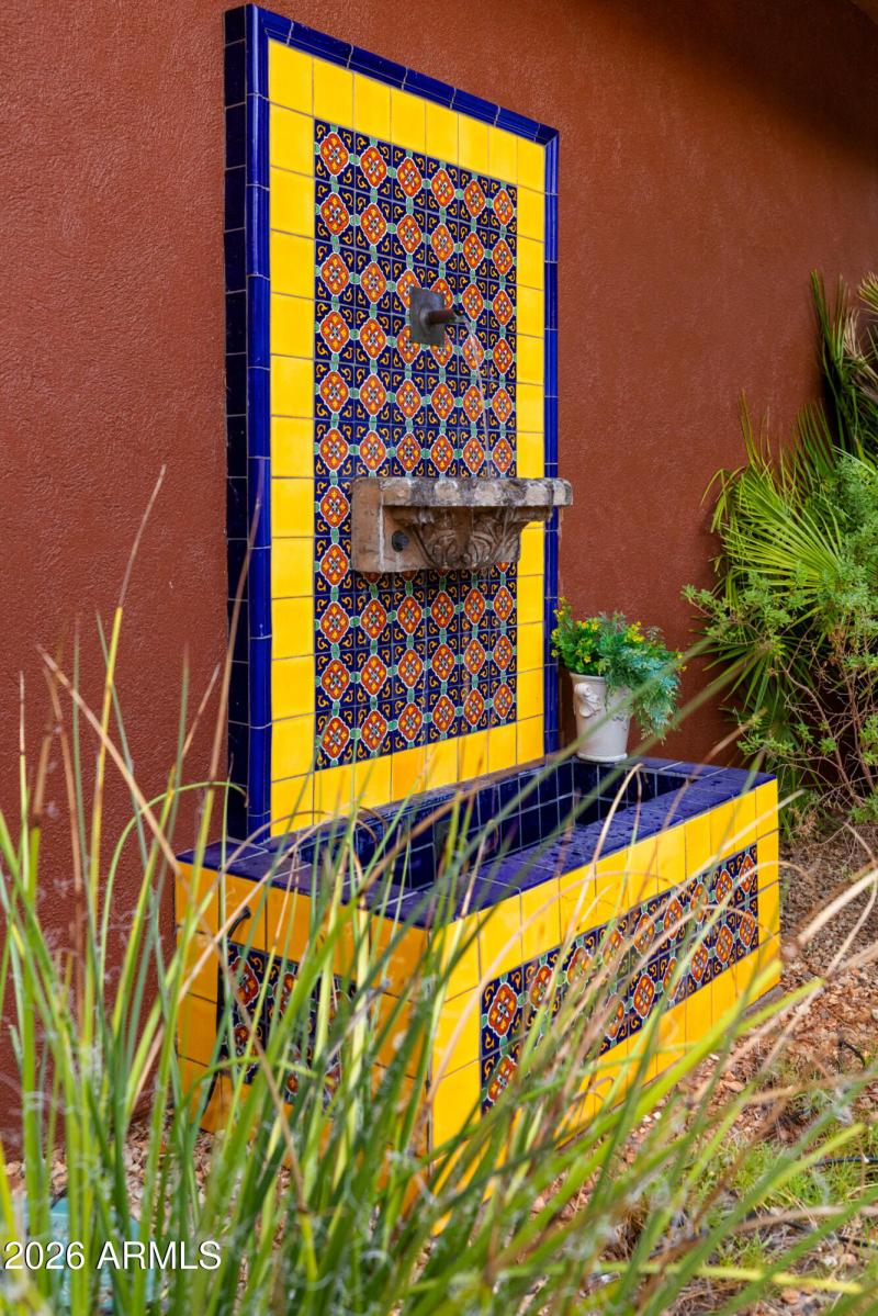 285 Navajo Trail - Backyard