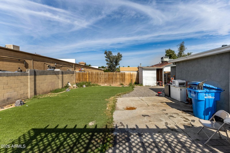 8002 N 42ND AVE