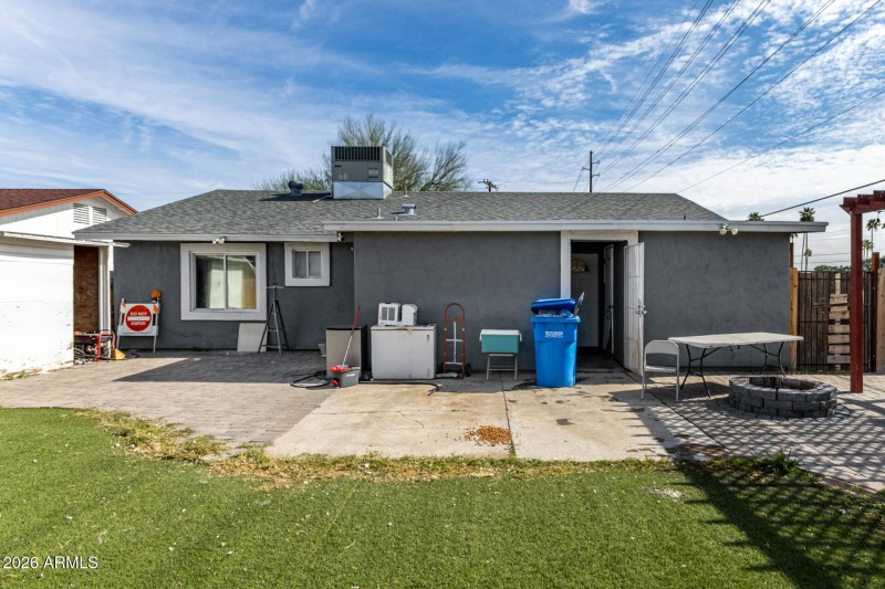 8002 N 42ND AVE