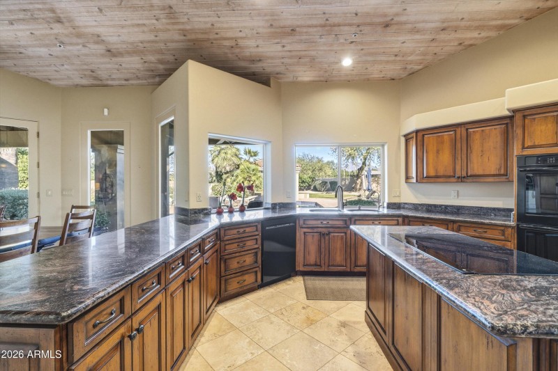 22-Kitchen