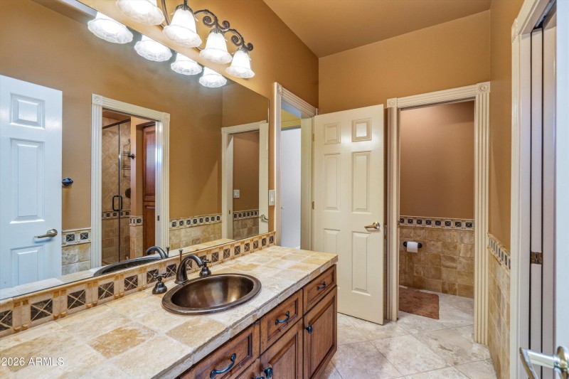 47-Bathroom