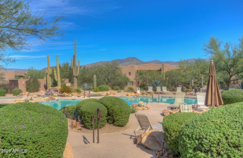 Community pool