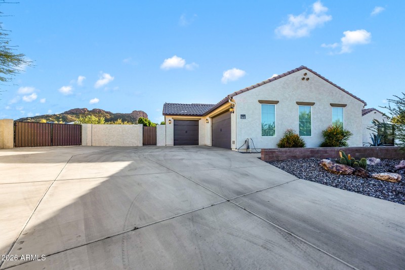 565 W Perkins St-4_(2048)