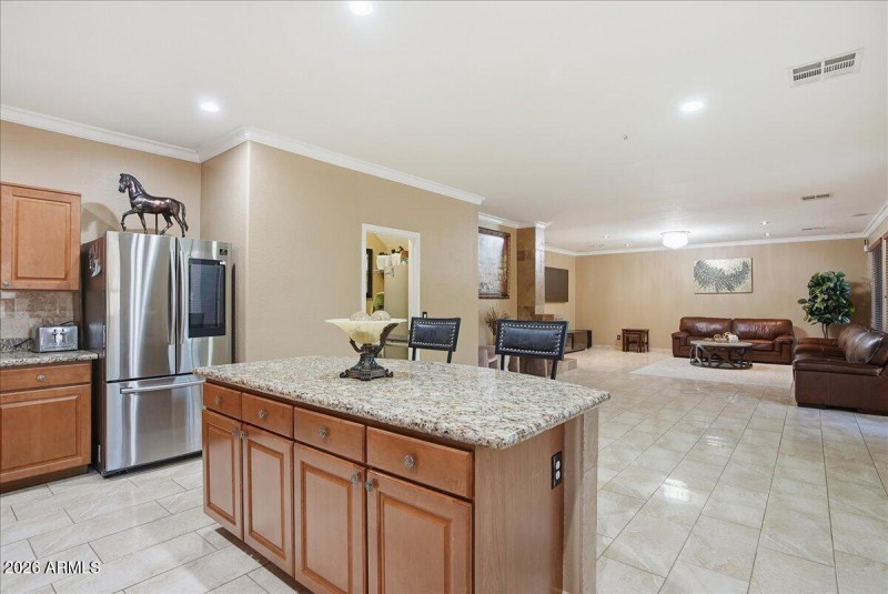 12-2414 W Florentine Rd_RedHogMedia