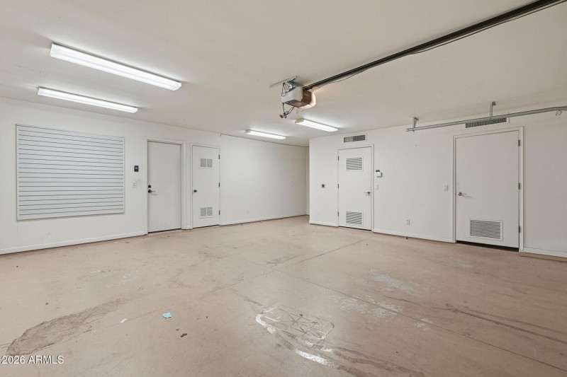 029_Garage Storage