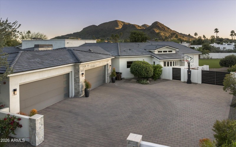 4 car garage with tons of storage