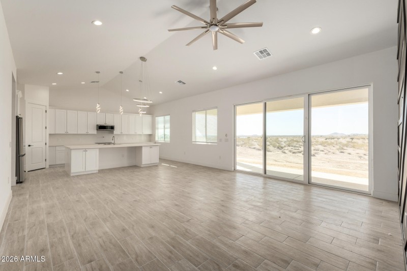 10 Sunland