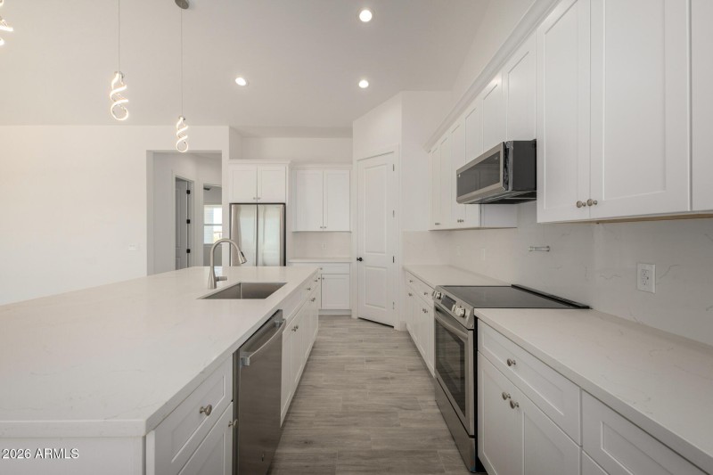 15 Sunland