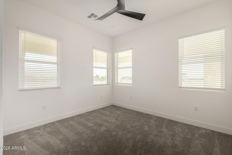 23 Sunland