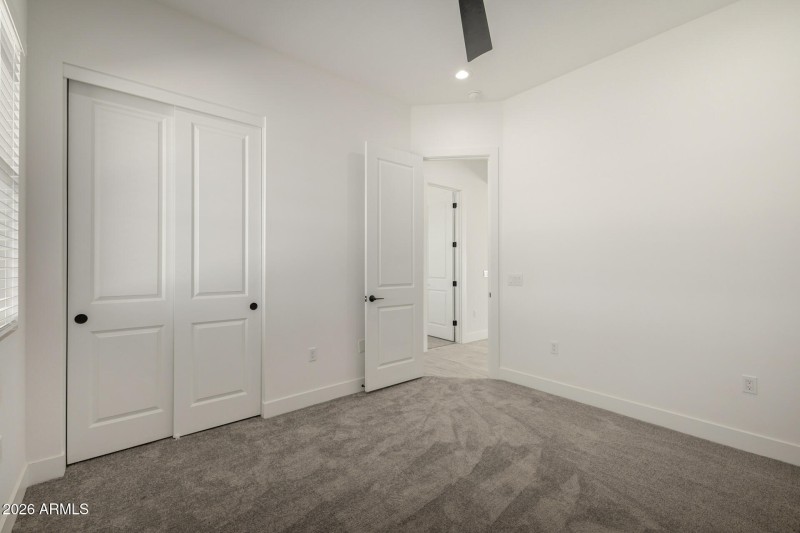 26 Sunland