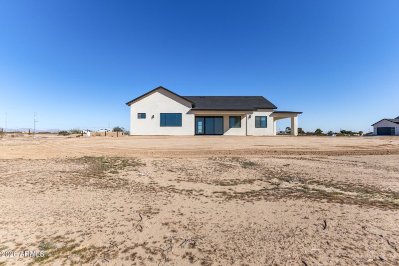 36 Sunland