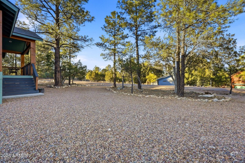 2225RoundaboutWay-HeberOvergaard-AZ-9