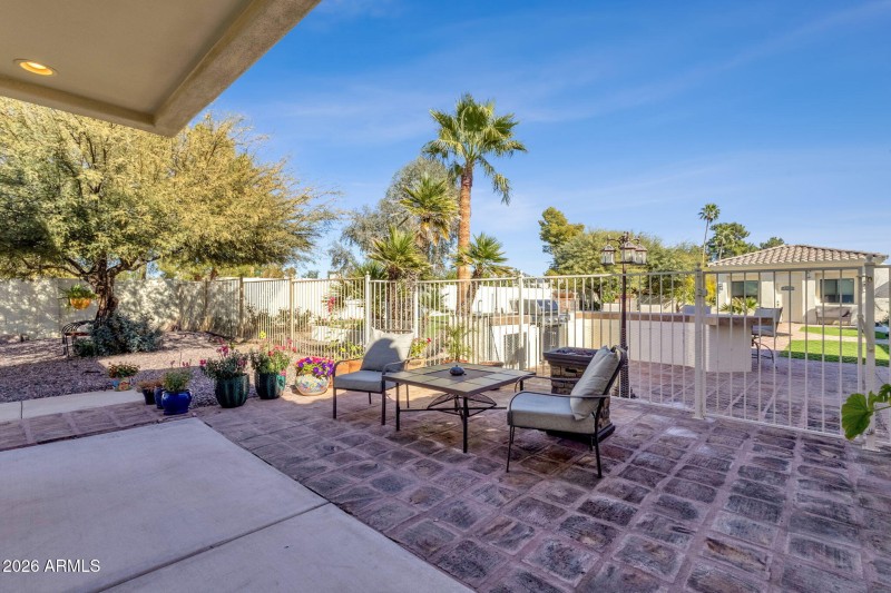52-web-or-mls-7320-e-sweetwater-ave